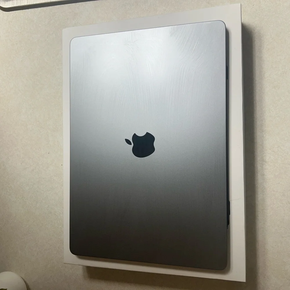 Apple MacBook Air - Dark Gray